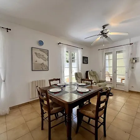 Дом отдыха Maison Avec Piscine 4 Pers, Proche Plage, Saint-georges D'oleron - Fr-1-246a-312 *