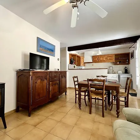 Дом отдыха Maison Avec Piscine 4 Pers, Proche Plage, Saint-georges D'oleron - Fr-1-246a-312